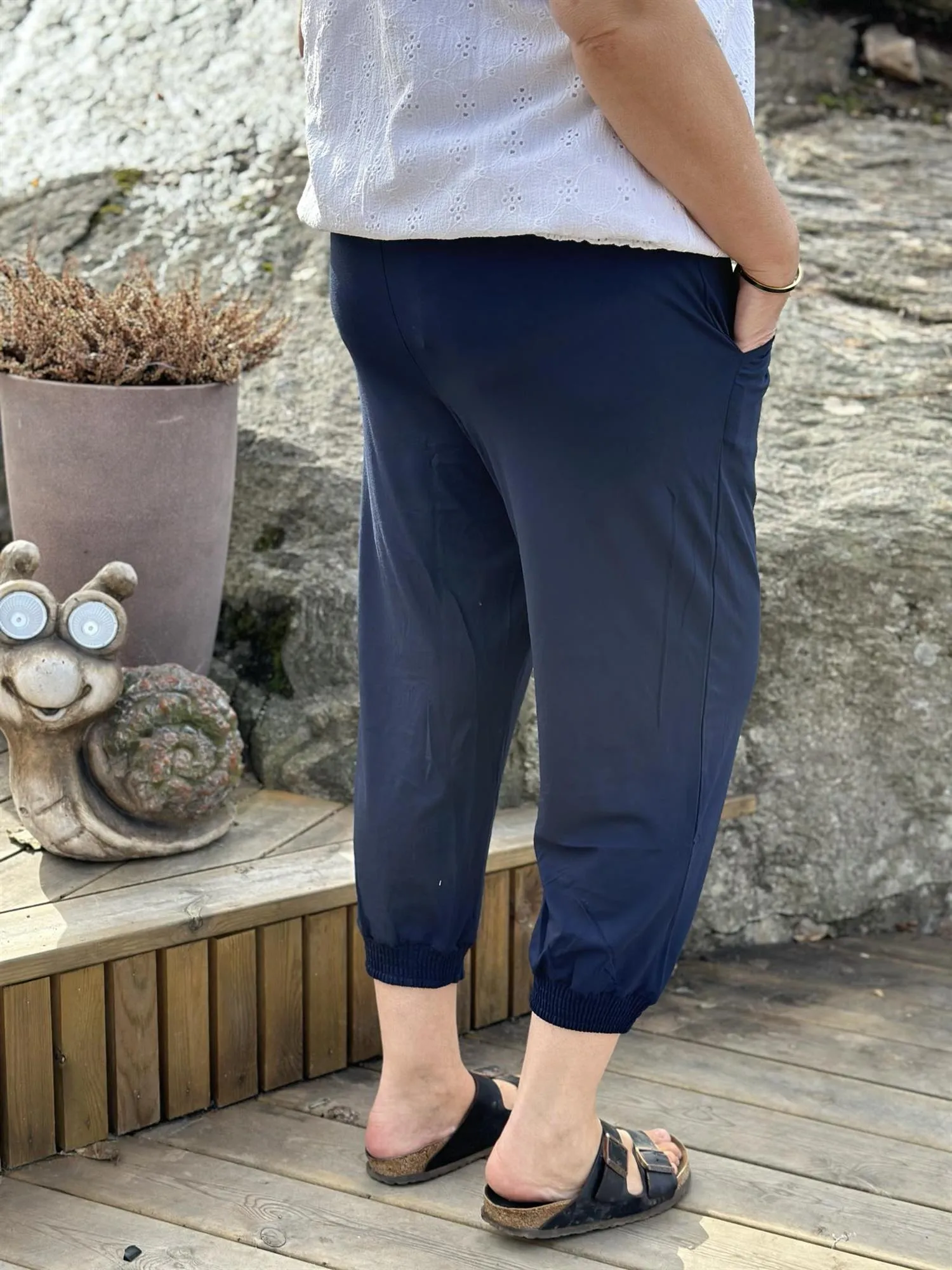 Capri Daphne Navy