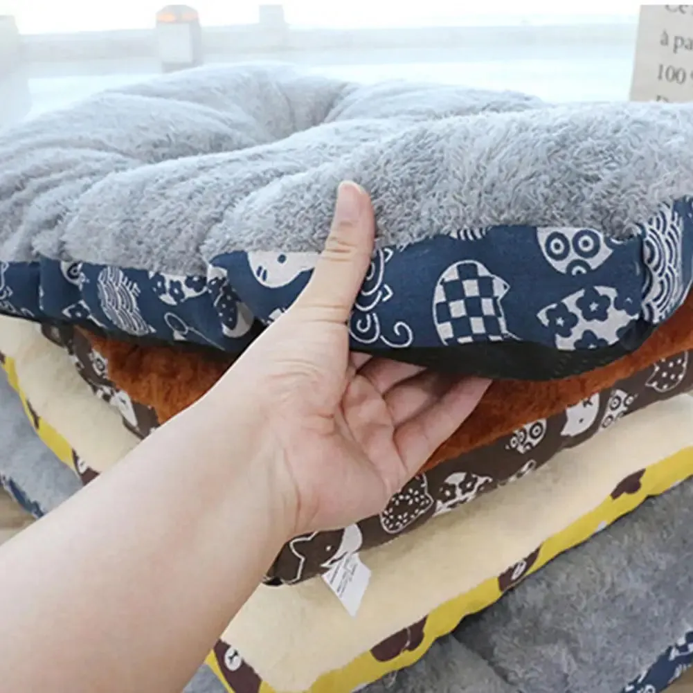 Cozy Cotton Pet Bed Mat for Dogs and Cats - Non-Slip, Machine Washable