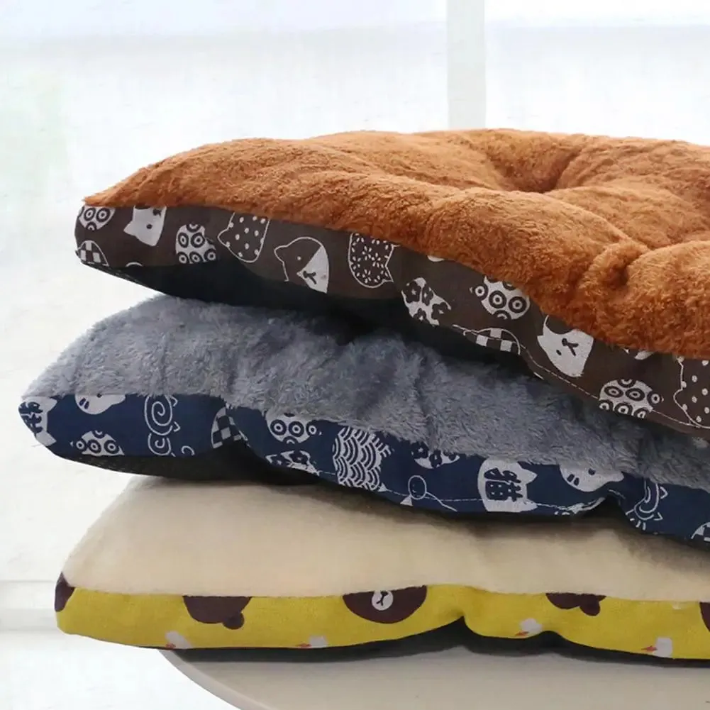 Cozy Cotton Pet Bed Mat for Dogs and Cats - Non-Slip, Machine Washable