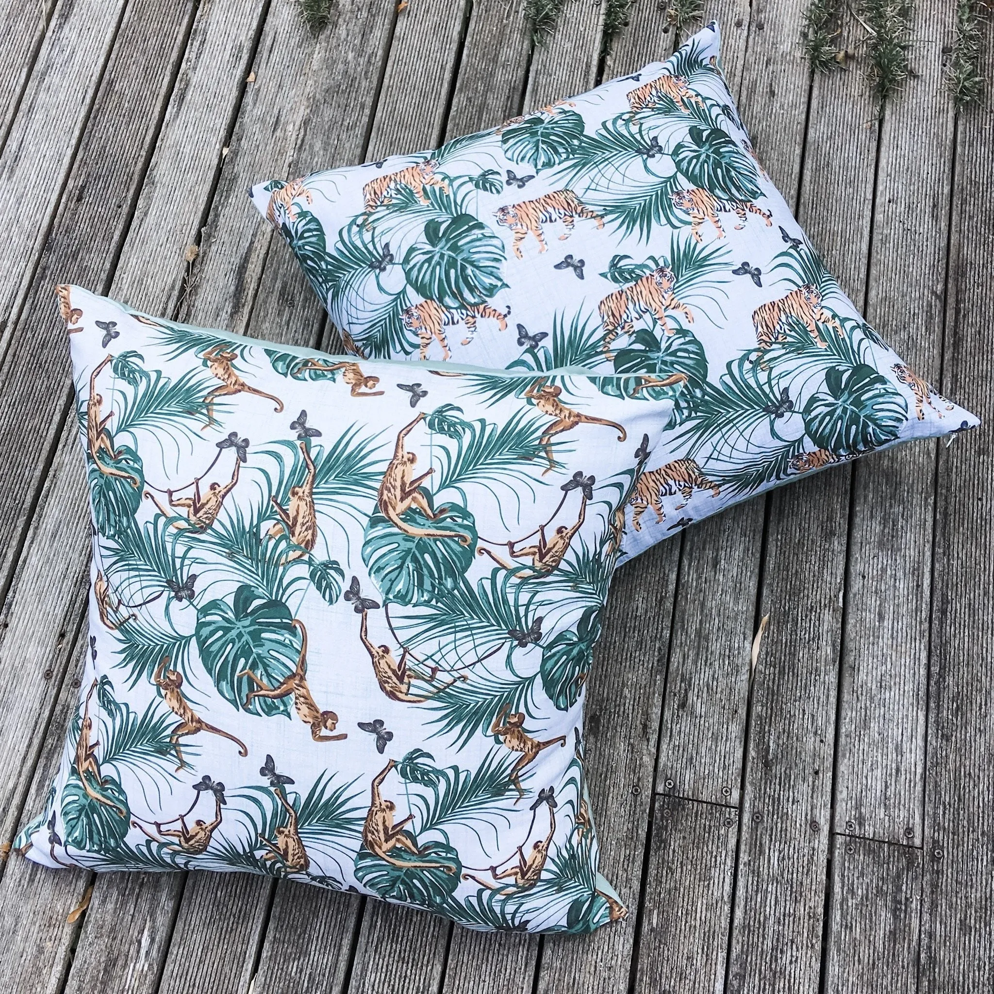 Extra Large 65cms Tiger Water Resistant Garden Floor Cushion Cover Scatter Pillow Cover Tropical Jungle Rainforest