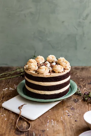 Naked Cake Rocky Road