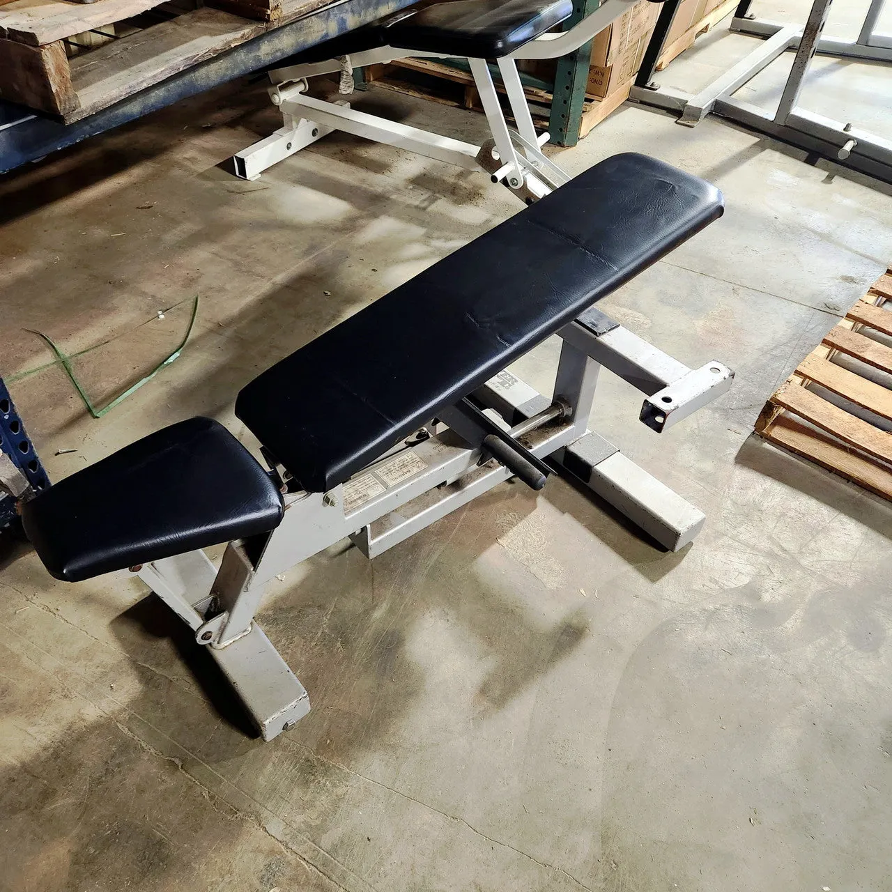 Refurbished Power Lift Fully Adjustable Weight Bench